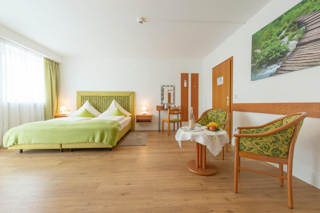 Hotel Garni Lichtquelle บาดฟึสซิง ภายนอก รูปภาพ